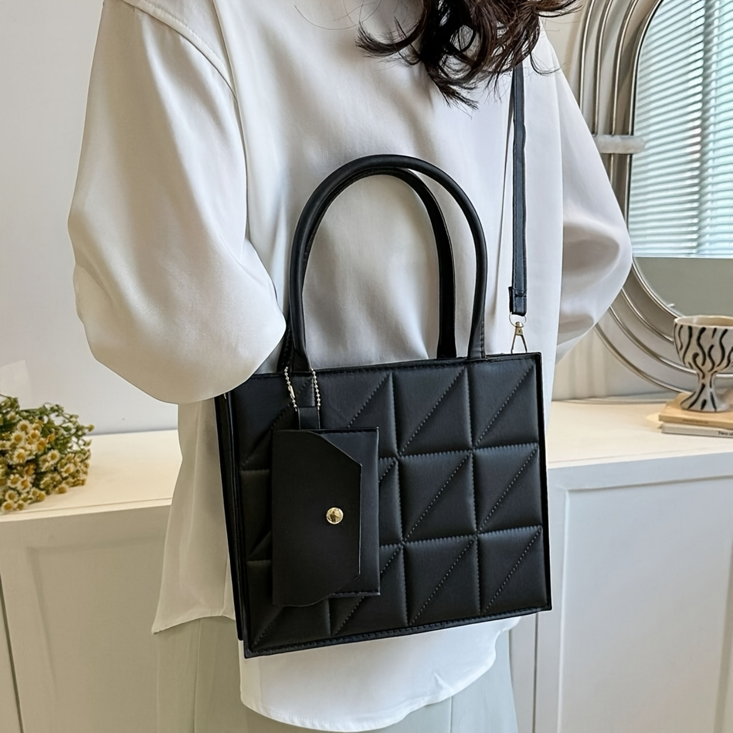 GleamTote™ - Quilted Mini Crossbody Bag with Coin Purse